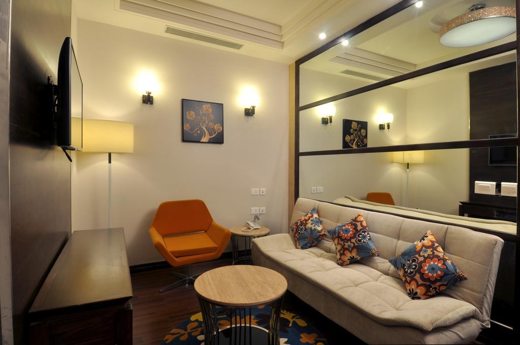 The Cove Hotel Panchkula Δωμάτιο φωτογραφία