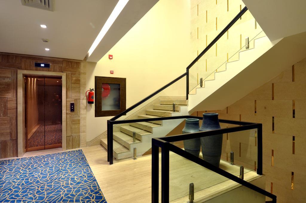 The Cove Hotel Panchkula Εξωτερικό φωτογραφία